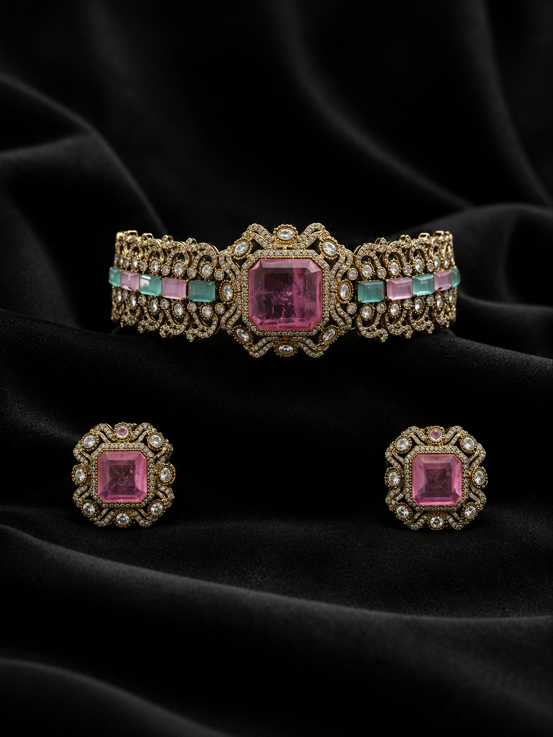 Elegant Sophistication with a Modern Royal Touch