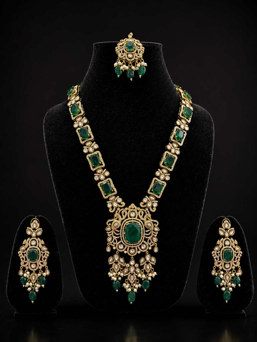 Royal Emerald Heritage Necklace Set