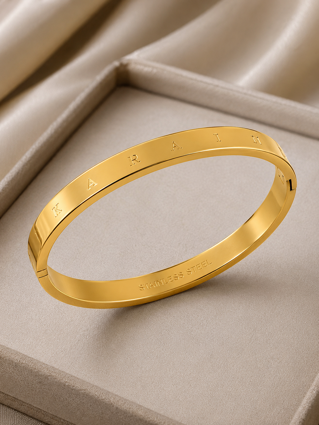 Eterna Luxe Engraved Gold Bracelet