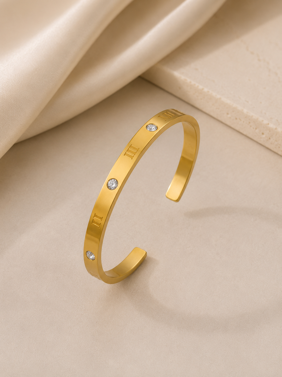 MISFITS Celeste Crystal Gold Cuff