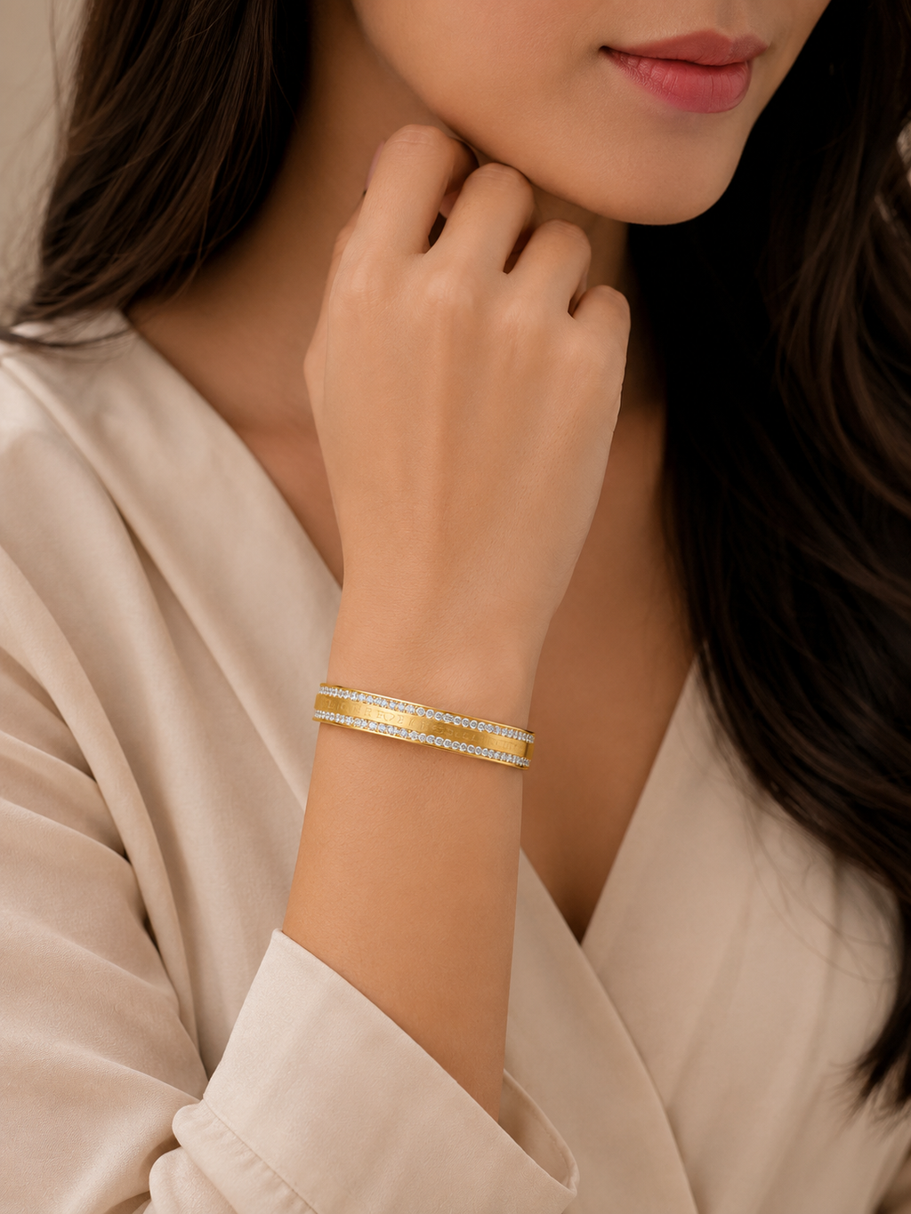 Crystal Edge Luxe Gold Bangle