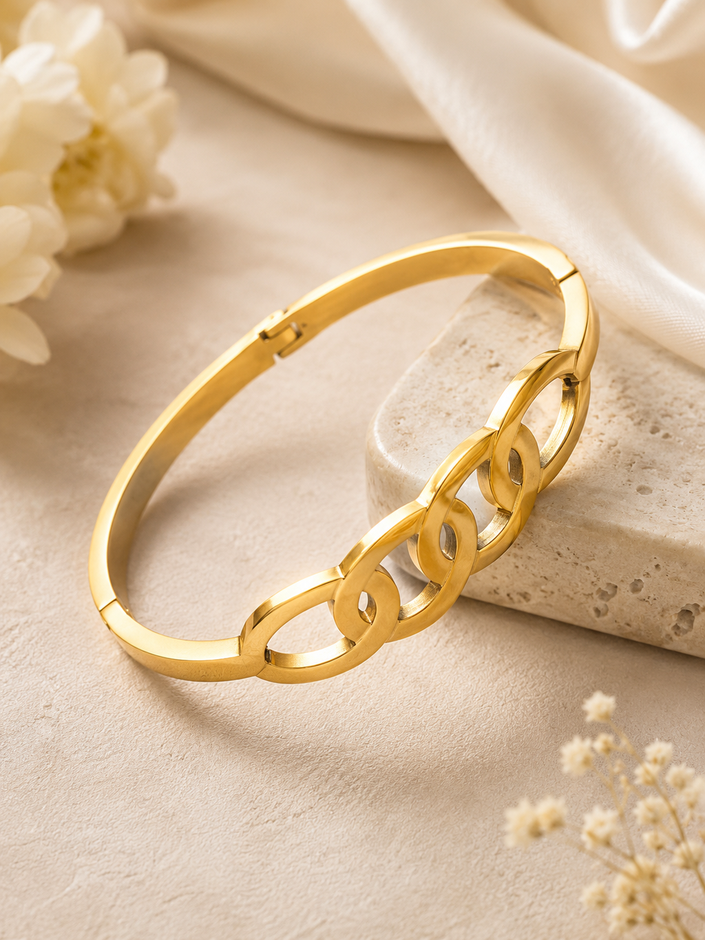Infinity Link Luxe Gold Bracelet