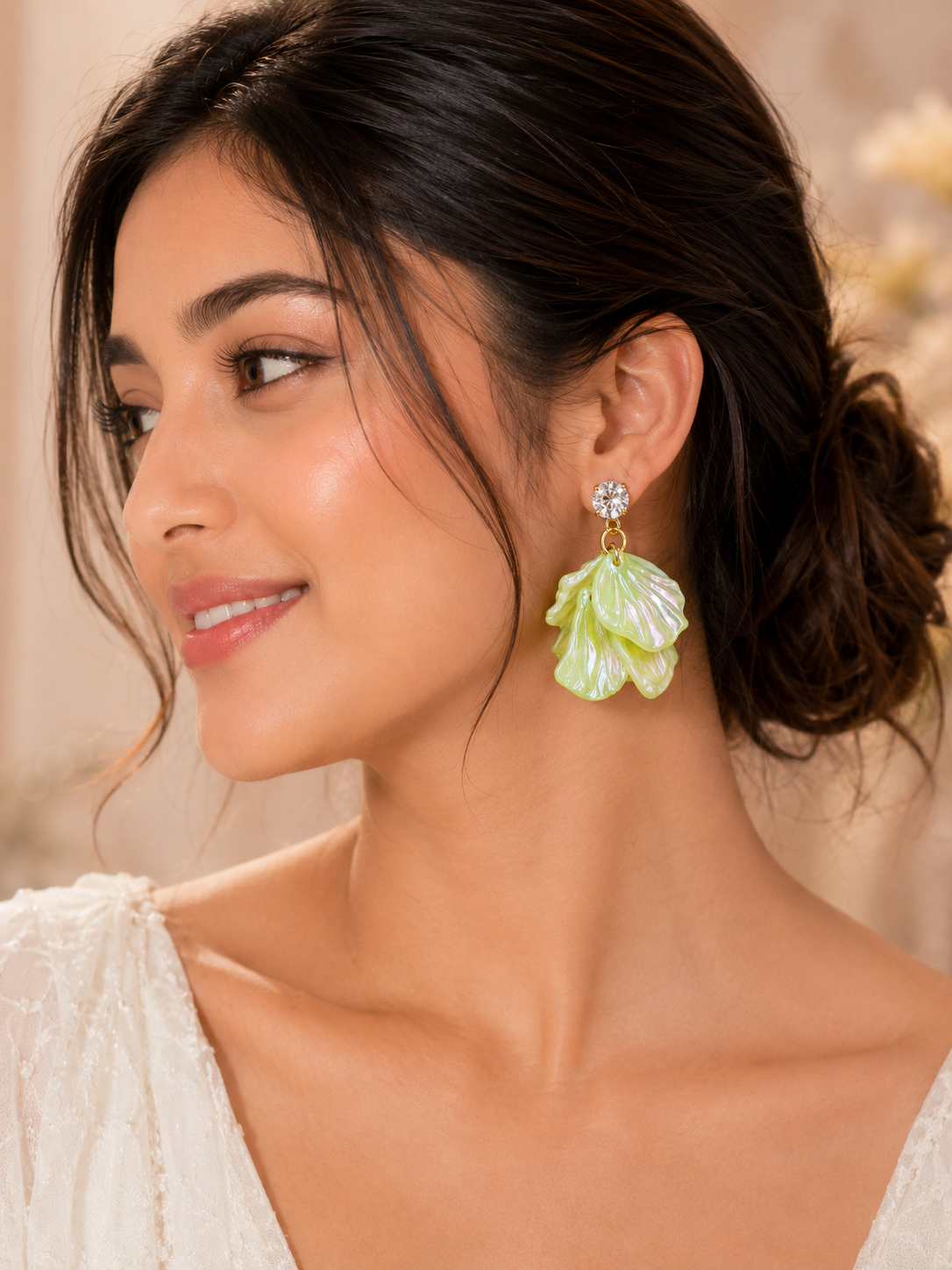 Give the name of this earrings and discription and details also