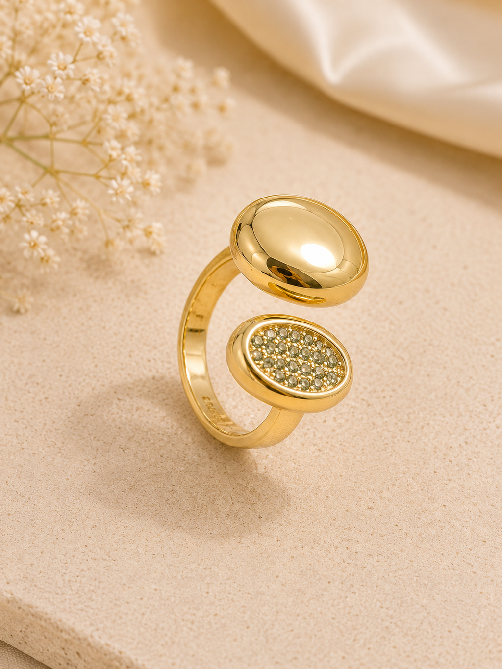 Praynil Celestial Orbit Statement Ring