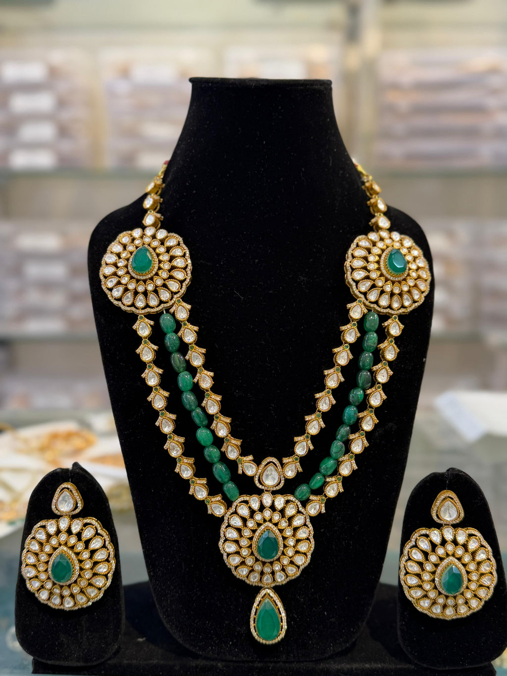 Emerald Radiance Kundan Bridal Necklace Set